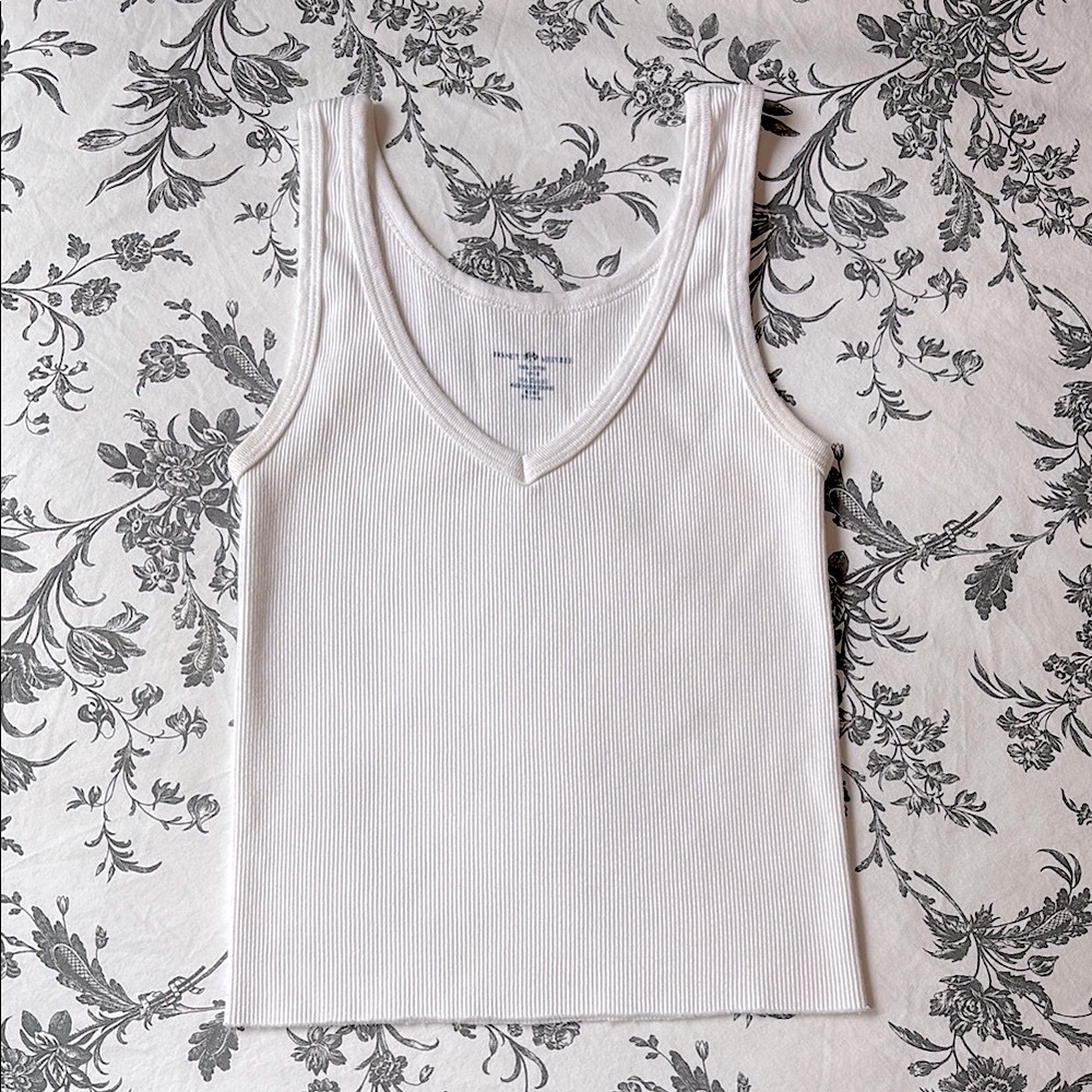 Brandy Melville Ribbed V-Neck Tank